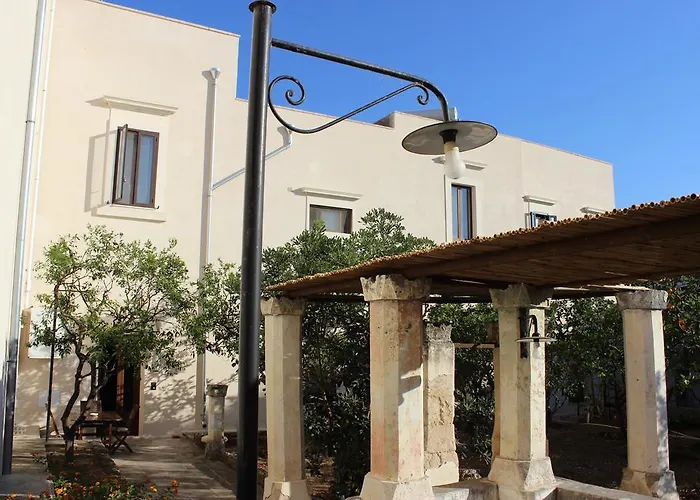 Masseria Pagani Agroturismo *